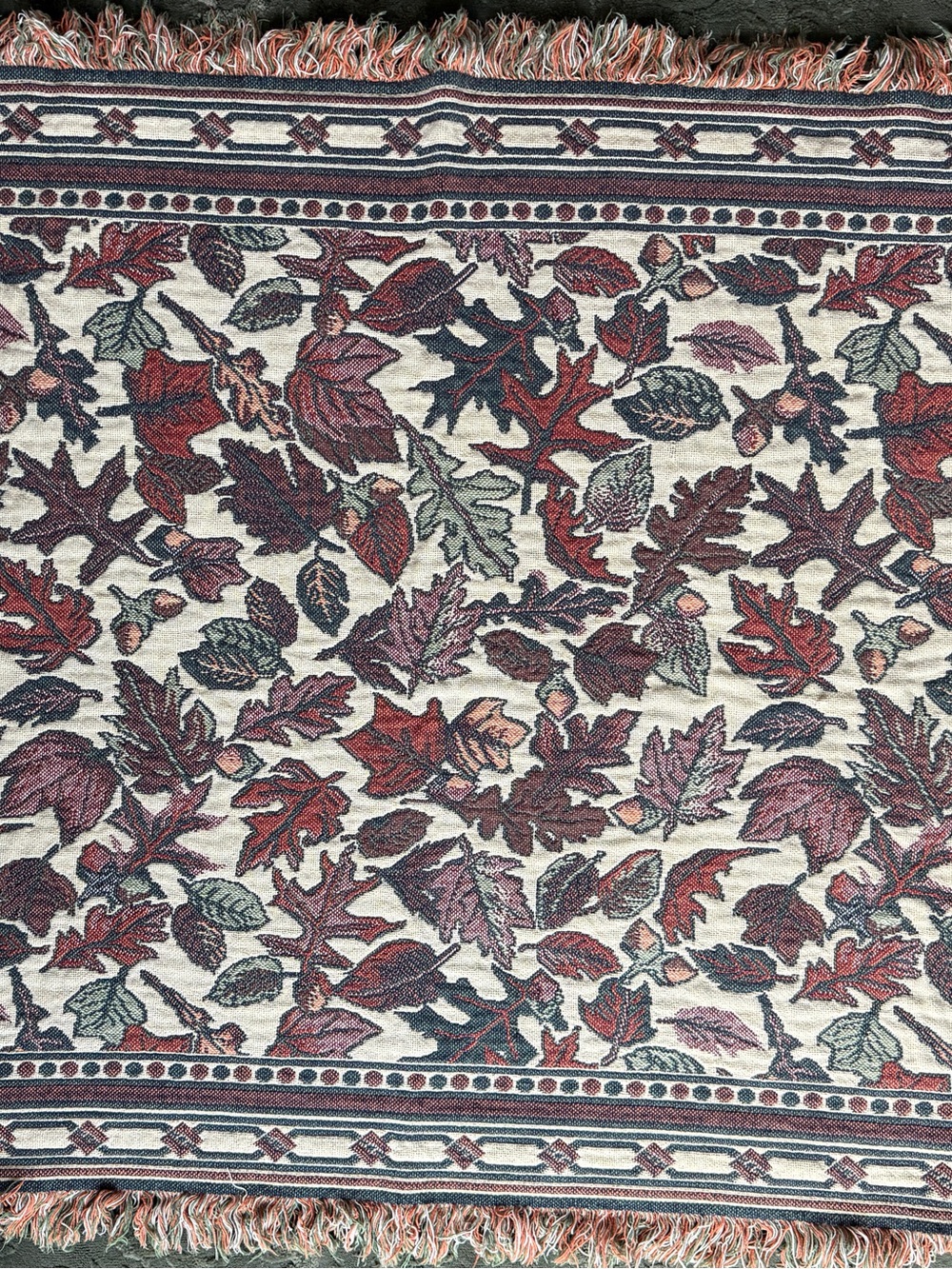 Vintage MWW Autumn Leaves & Acorns Woven Tapestry Throw — © 1994